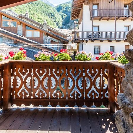 L'Atelier Du Temps - Woodstone Villa Aosta Exterior foto