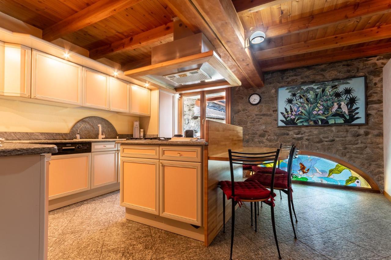 L'Atelier Du Temps - Woodstone Villa Aosta Exterior foto